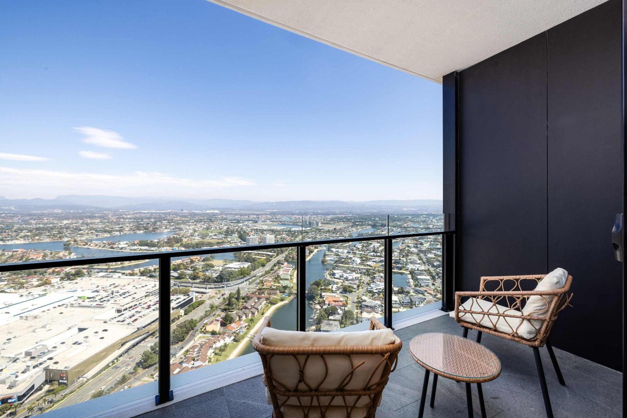 Apartment Modern 1br Steps From Casino & Pacific Fair Gold Coast