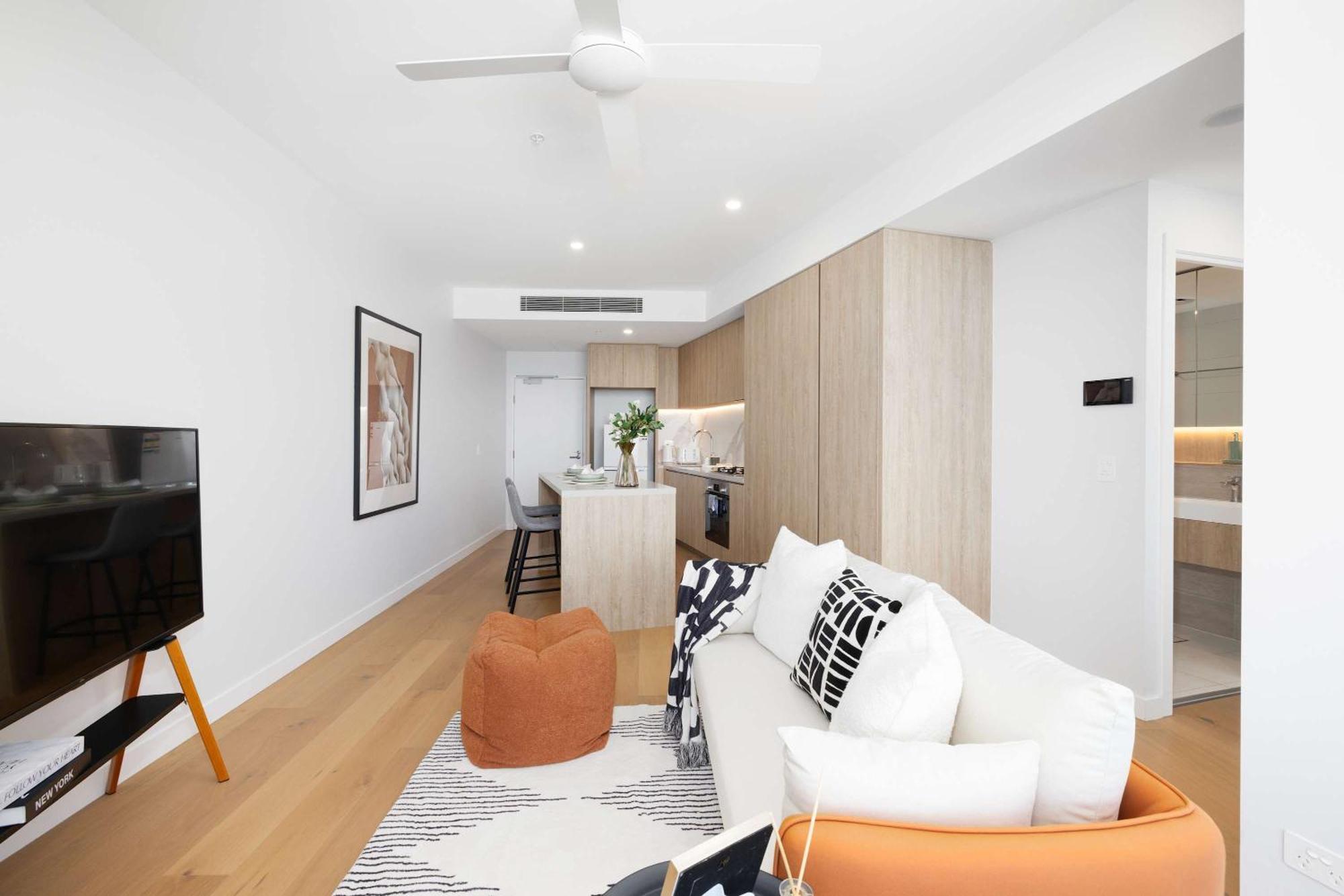 Apartment Modern 1br Steps From Casino & Pacific Fair